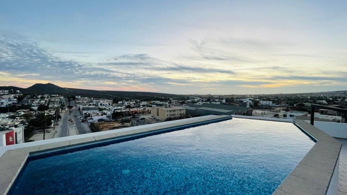 Apartamento Centrico Vista Al Mar Con Alberca 2br Cabo San Lucas